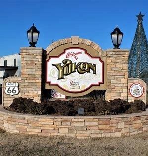 Welcome sign in Yukon, Oklahoma