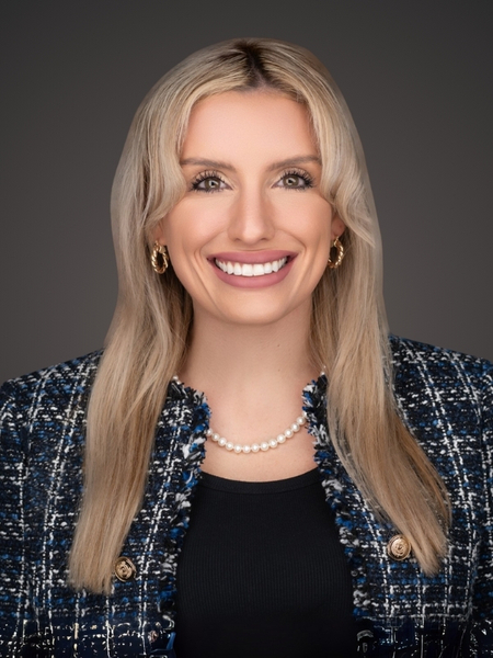 alexa-smart-headshot-cannon-and-associates-lawyer